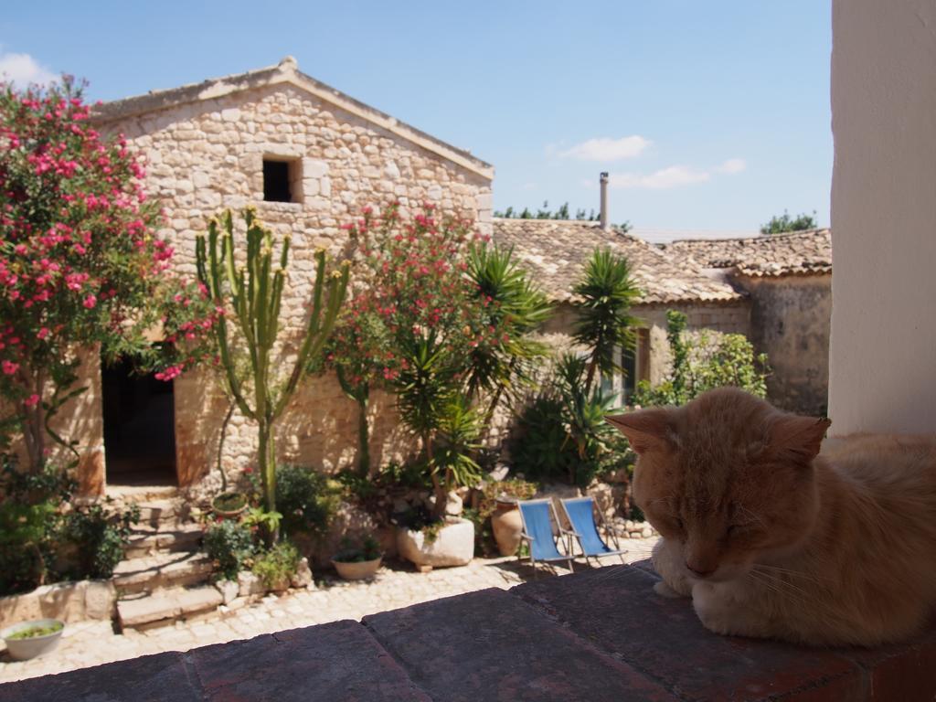 Vinciucci Bed and Breakfast Ispica Buitenkant foto